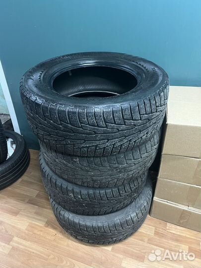 Nokian Tyres Hakkapeliitta R SUV 285/60 R18 108R