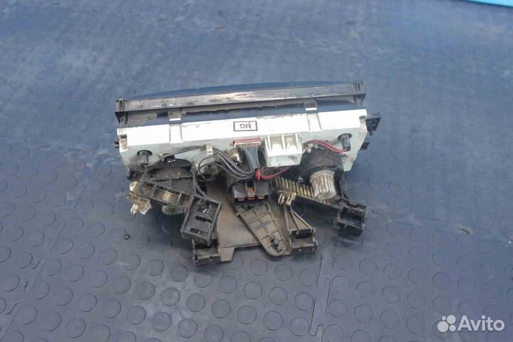 Блок управления климат-контролем Chevrolet Aveo (Ш