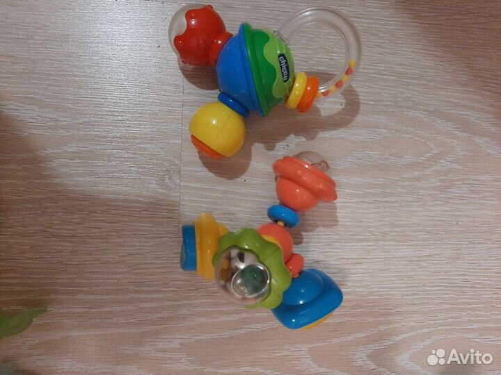 Игрушки для малышей пакетом