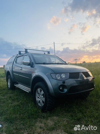 Mitsubishi L200 2.5 AT, 2007, 294 500 км