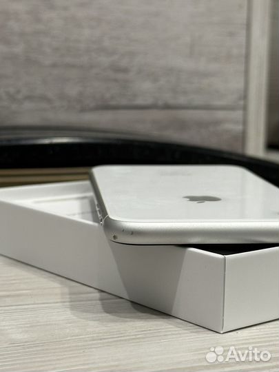 iPhone XR 128 gb