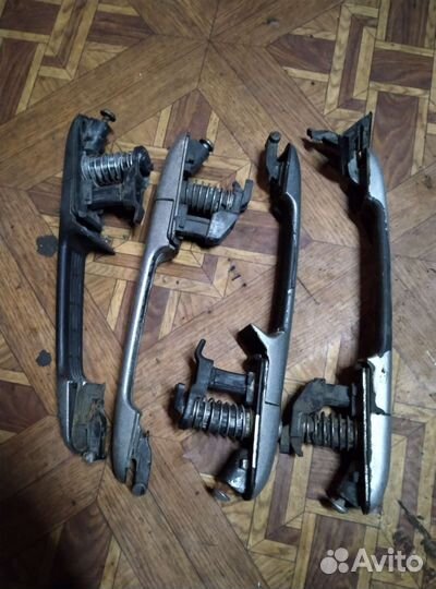 Ручки наружние мерседес Вито 638