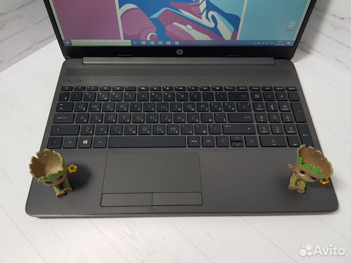 Нoутбук HP 4 потока/8Gb/SSD гарантия