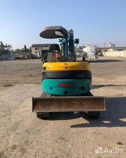 Мини-эксковатор