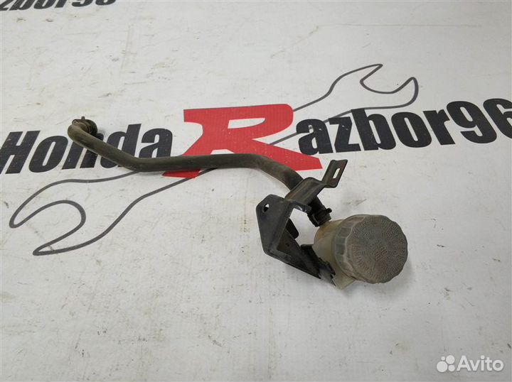 Бачок главного цилиндра сцепления Honda Accord 7