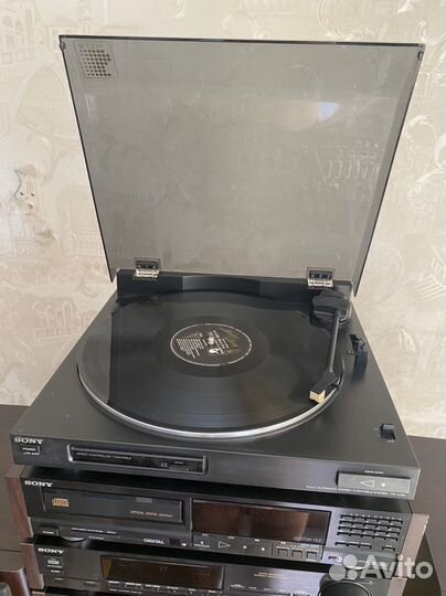 Проигрыватель винила Sony PS-V725