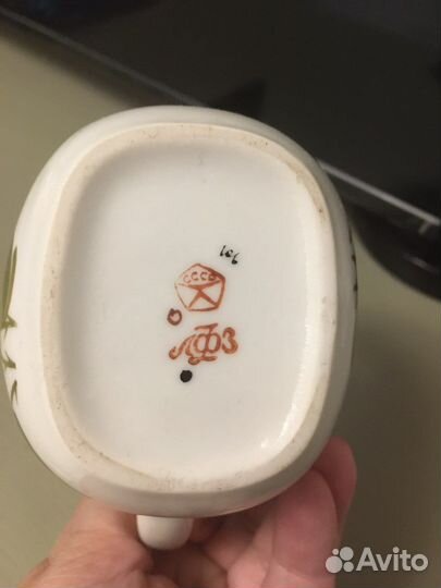 Форфор лфз.Молочник 