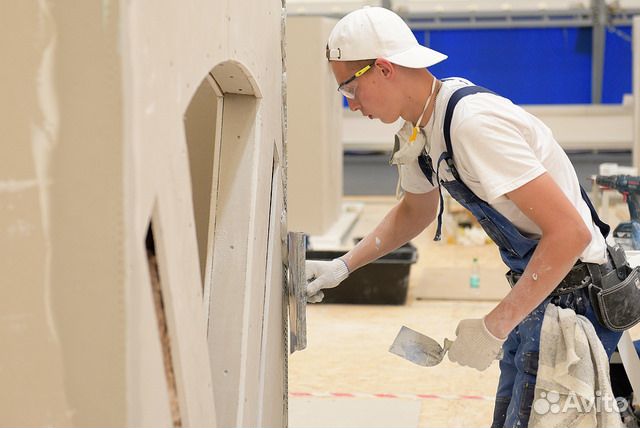 Требуются мастера-универсалы, плиточники и маляры