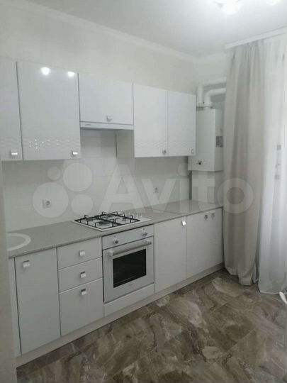 2-к. квартира, 58 м², 15/18 эт.