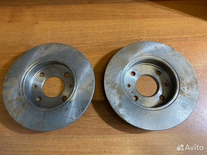 Диск тормозной передний Renault Logan 2004 - 2016