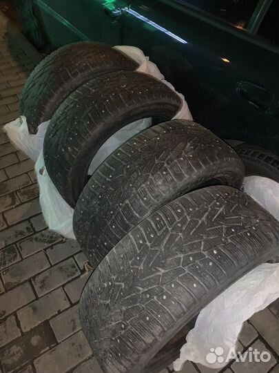 Nokian Tyres Hakkapeliitta 7 335/50 R18 101T