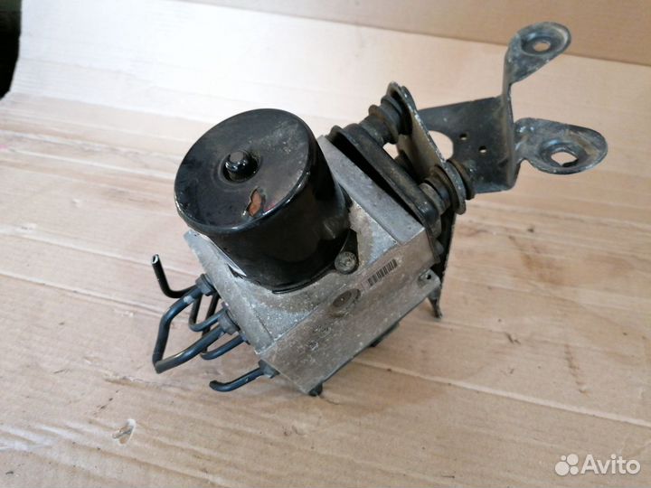 Блок ABS Volkswagen Passat B6 3C0614095P