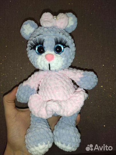 Вязаный мишка ручной работы