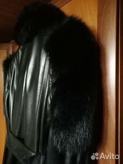 Кожаное пальто
