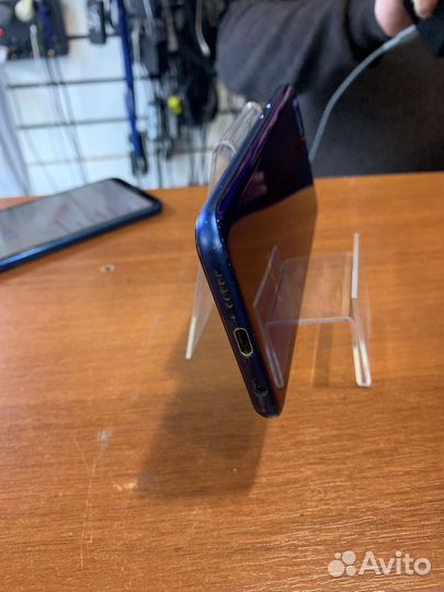 HONOR 10, 4/128 ГБ