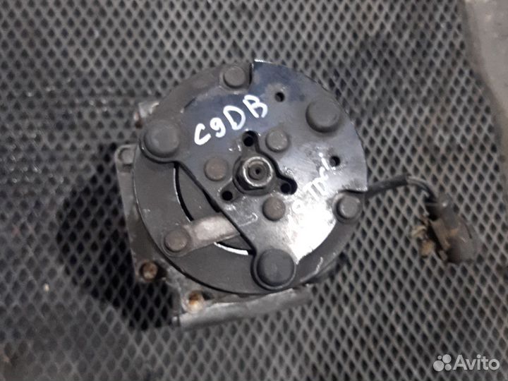 Компрессор кондиционера Ford Focus 1 1.8 tdci