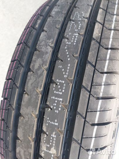 Triangle Connex Van TV701 225/70 R15C 112S