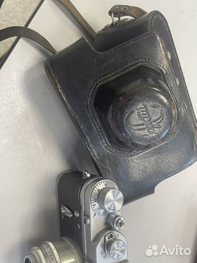 Плёночный фотоаппарат Зоркий 2-с