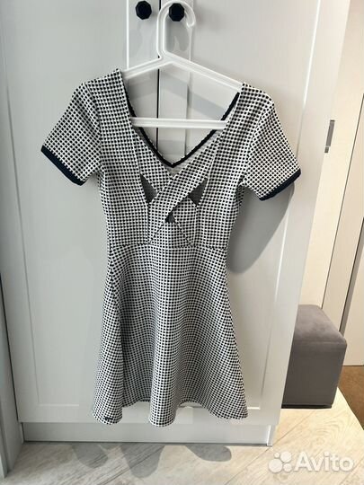 Armani exchange платье