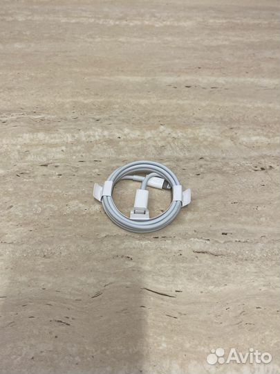 Новый оригинальный провод USB-C Apple