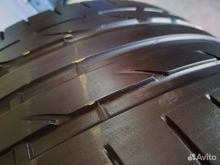 Bridgestone Potenza S001 245/35 R18 88Y