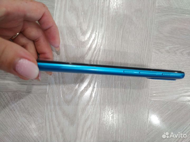 Телефон Lenovo K13