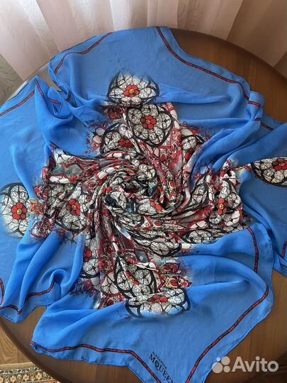 Шелковый платок Alexander McQueen