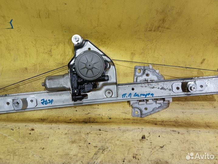 Стеклоподъемник передний левый Suzuki Grand Vitara