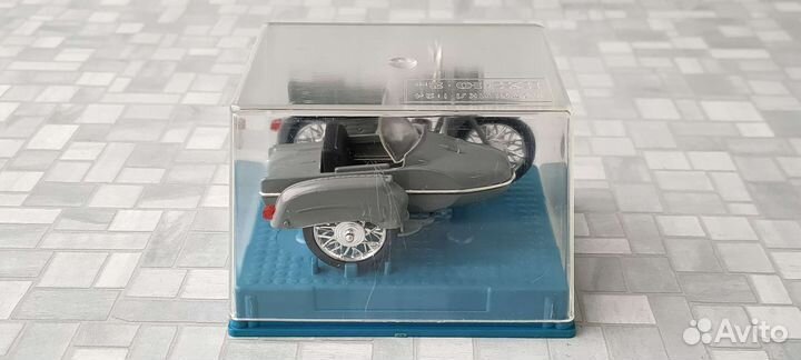 Модель 1:24 мотоцикл Иж Юпитер 2К Ленинград Хром