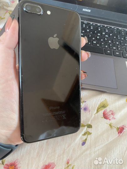 Телефон iPhone 7 plus