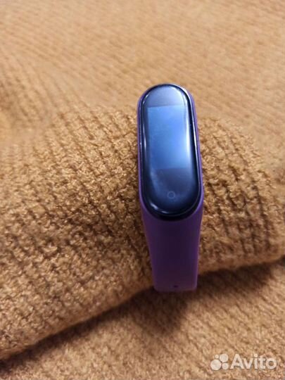 Фитнес-браслет Xiaomi Mi Smart Band 4 NFC