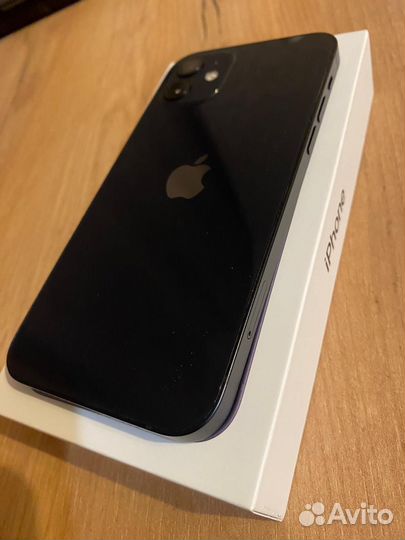 iPhone 12, 64 ГБ