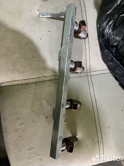 Рампа с форсунками Шевроле лачетти