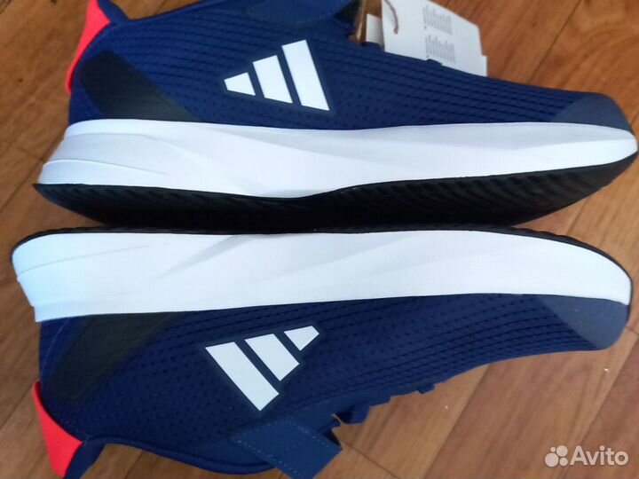 Кроссовки adidas новые 36.5