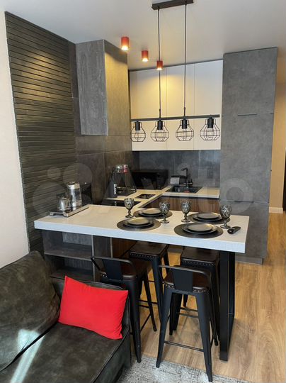 2-к. квартира, 45 м², 3/17 эт.