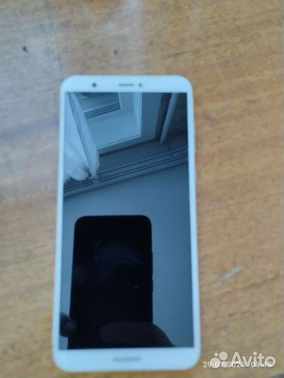 Телефон Huawei