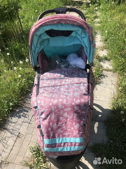 Прогулочная коляска