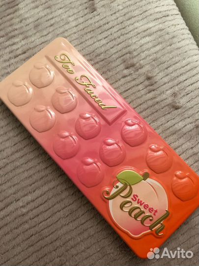 Палетка Sweet Peach от Too Faced