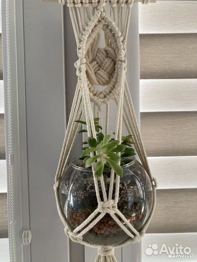 Кашпо подвесное макраме