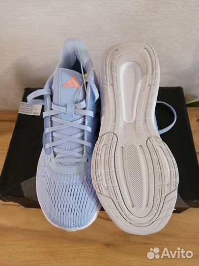 Кроссовки Adidas Ultrabounce W