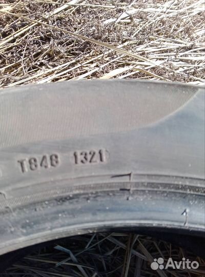 Pirelli Carrier 215/55 R17