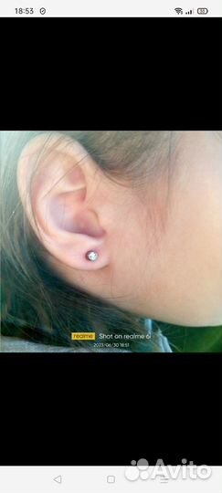 Девушки на пирсинг носа, ушей, смайлы и септум