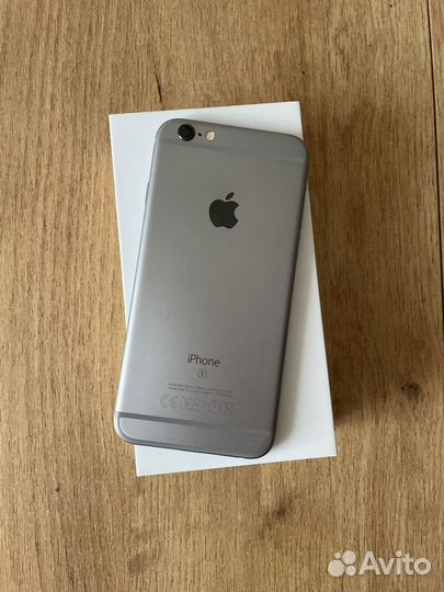 Телефон iPhone 6s