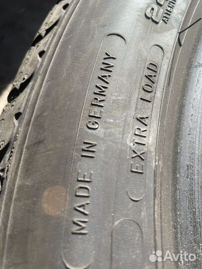 Goodyear UltraGrip 8 245/45 R18