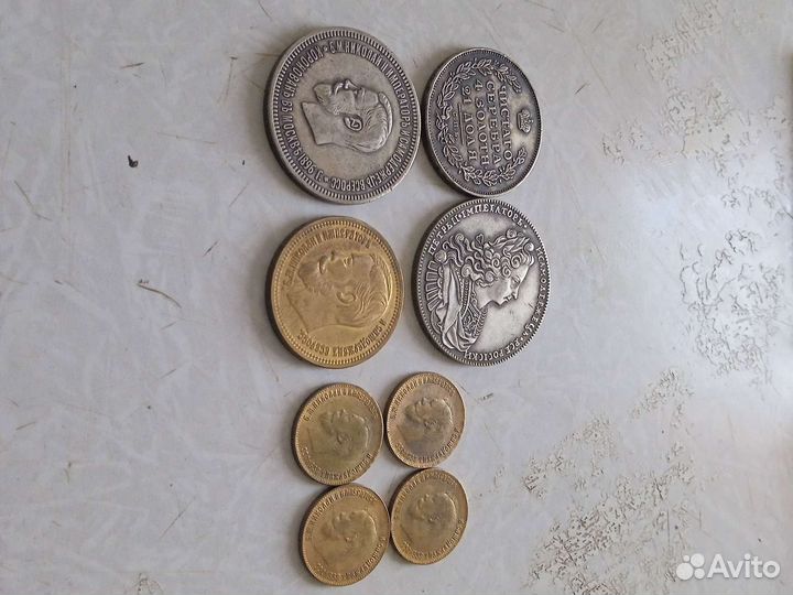 Продам старинные монеты