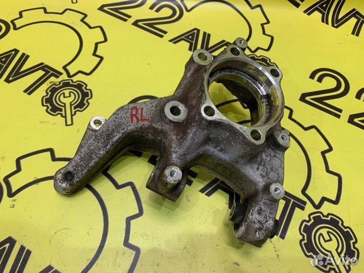 Цапфа (поворотный кулак) задняя левая Volkswagen