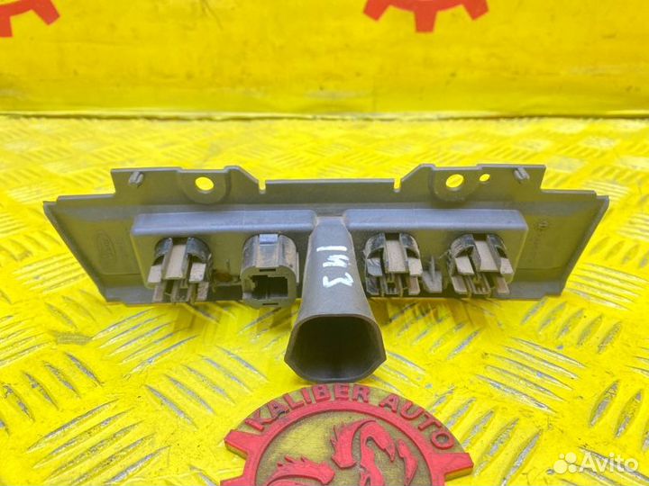 Кнопка обогрева заднего стекла Ford Focus 2 1.6