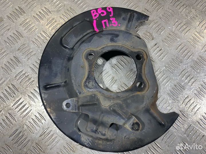 Пыльник тормозного диска задний правый Subaru