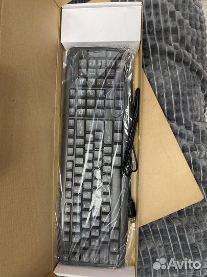 Проводной комплект клавиатура и мышь