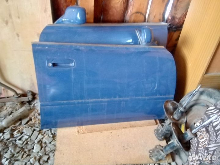 Комплект дверей Toyota vista sv30-35